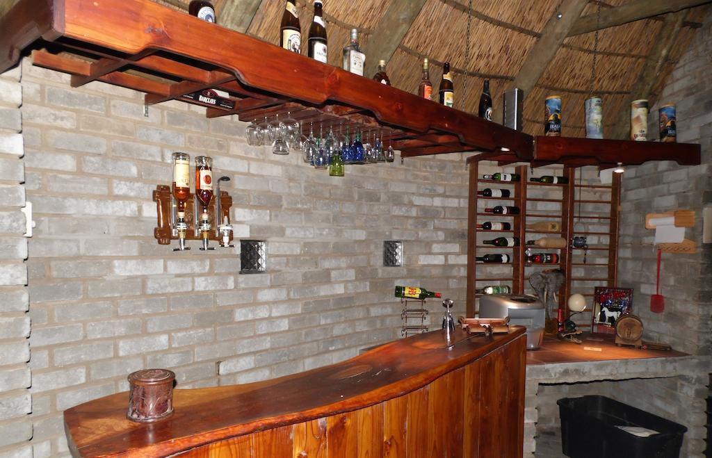 מלון Uitenhage The Hexagon Wildlife Conservation מראה חיצוני תמונה
